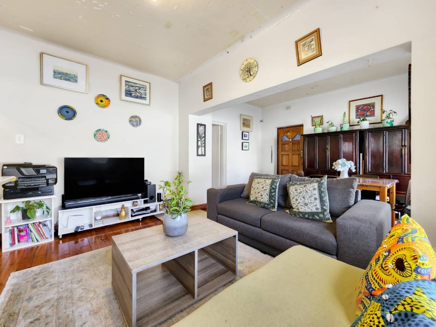 2 Bedroom Property for Sale in Zonnebloem Western Cape